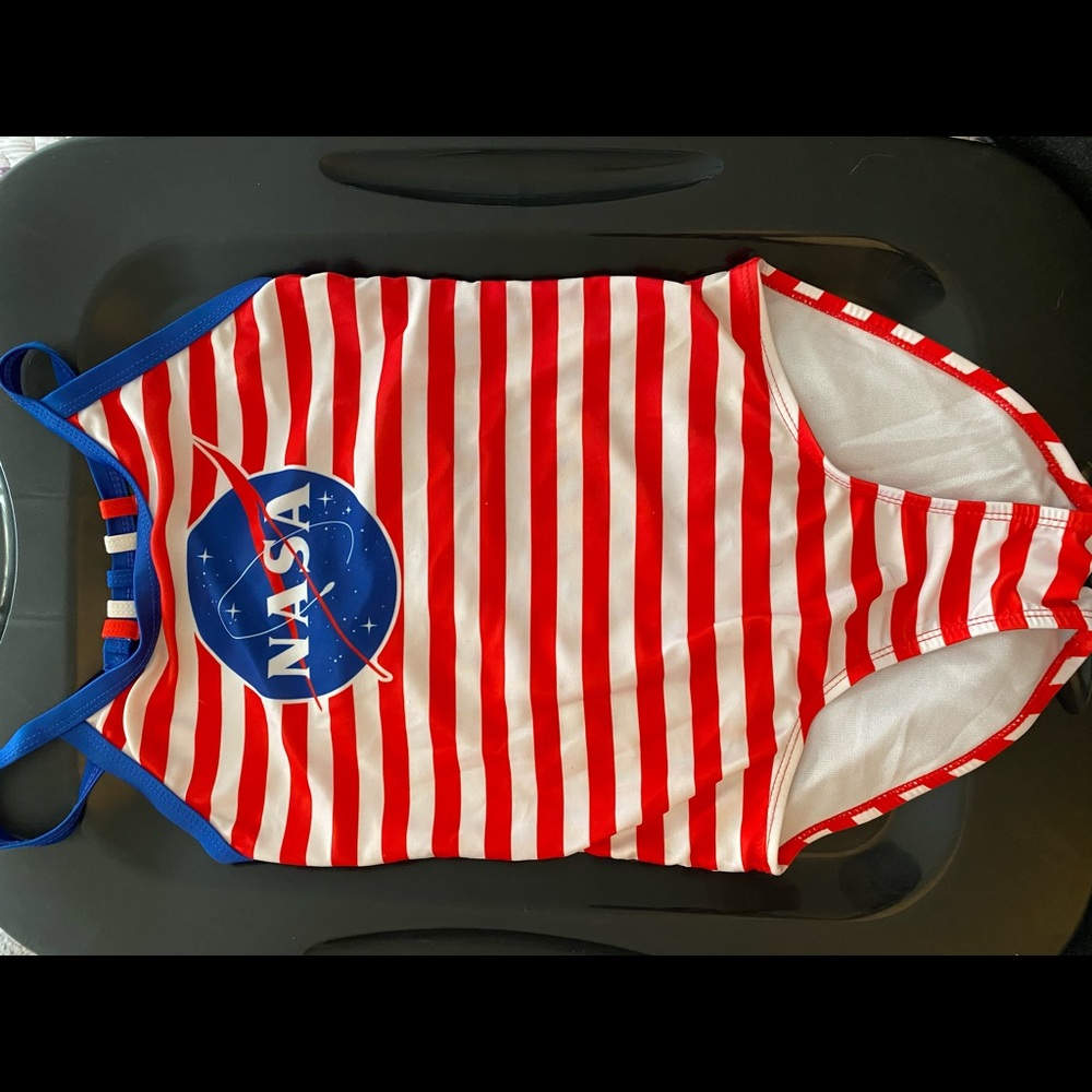 Girls one piece swim suit